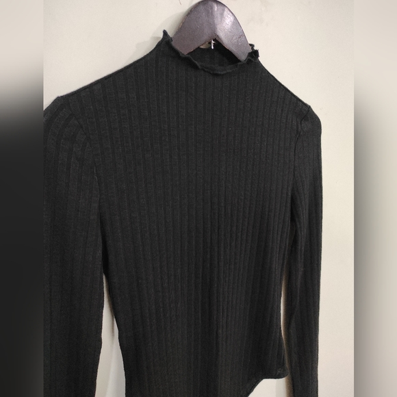 Shein Black Bodysuit 🖤 - Picture 7 of 13